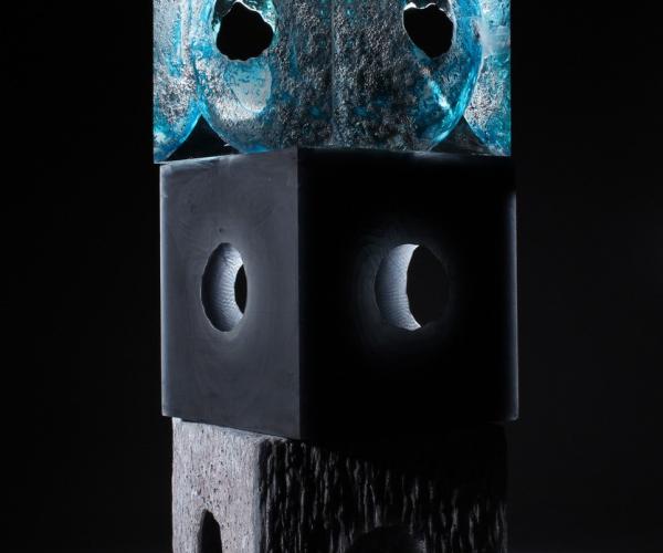 R2032 by Colin Reid