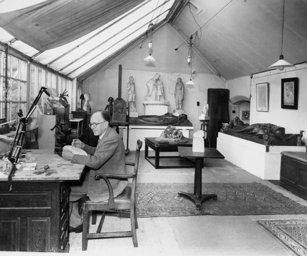 Cecil Thomas in the studio at Dora House