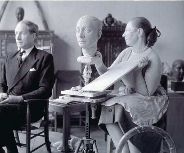 Dora Gordine