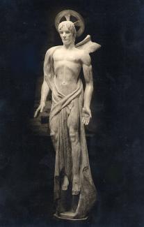Sculpture of "The Risen Christ" by Josefina de Vasconcellos