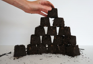 Make your own mud bricks