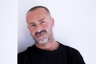 Daniel Solomon portrait photo
