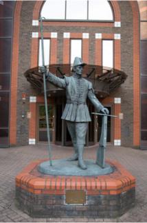 Diana Thomson's sculpture The Bargemaster in Brentford