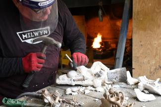 Behind the Scenes at Milwyn Foundry, casting the 10gram challenge 2024