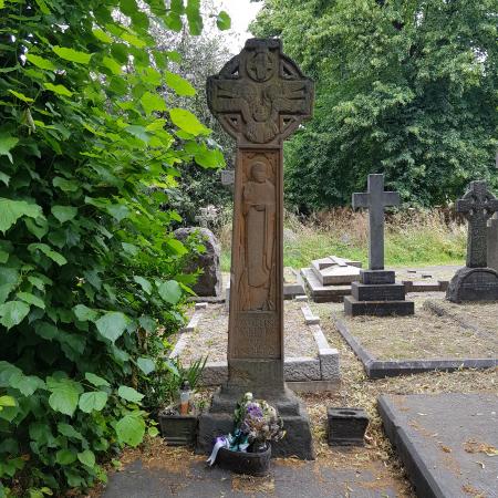 Emmeline Pankhurst’s gravestone, red sandstone. Brompton cemetery, London