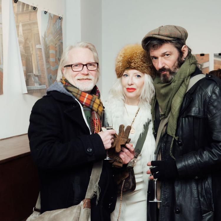 a Member Royal Society of Sculptors