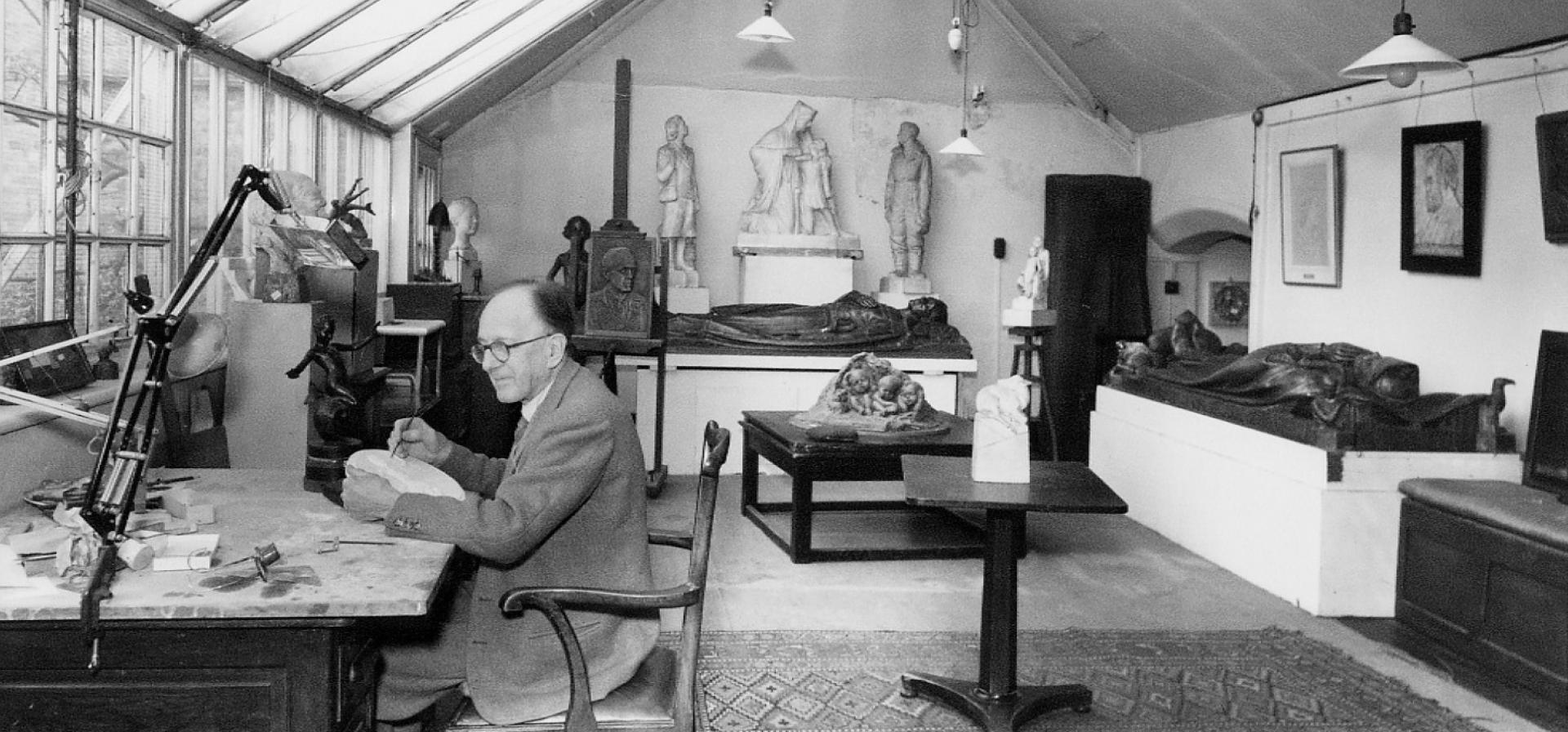 Cecil Thomas in the studio at Dora House
